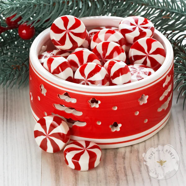 Peppermint+Vanilla Swirl Beeswax Candle