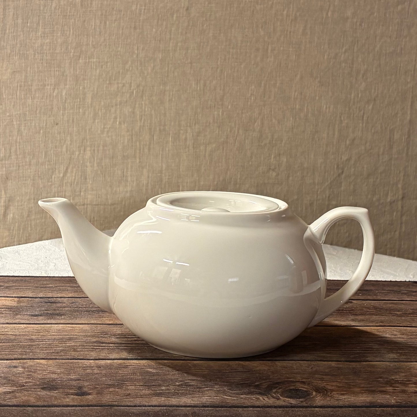 Tea Ball Infusers. Cotton Tea Bags. Teapots