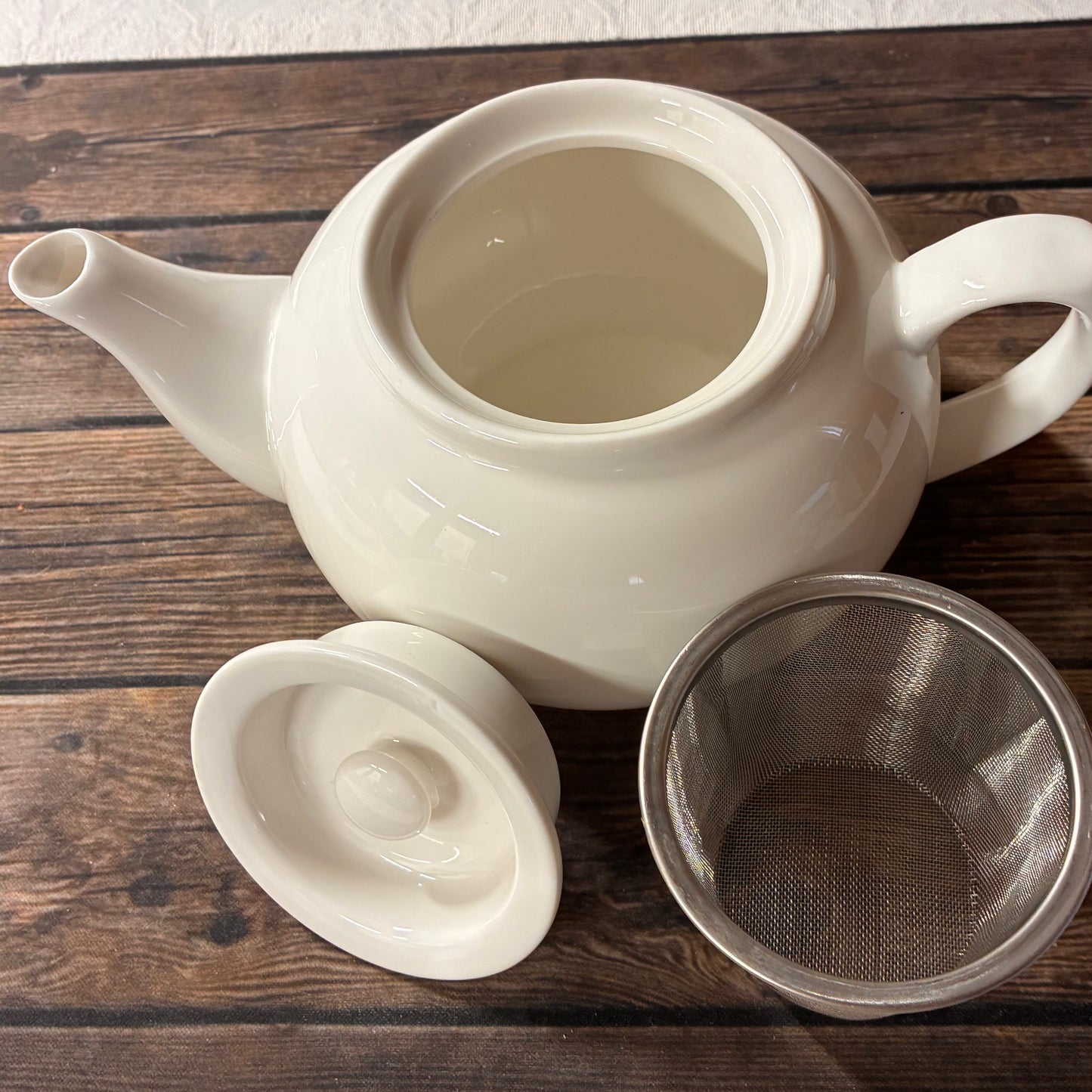 Tea Ball Infusers. Cotton Tea Bags. Teapots